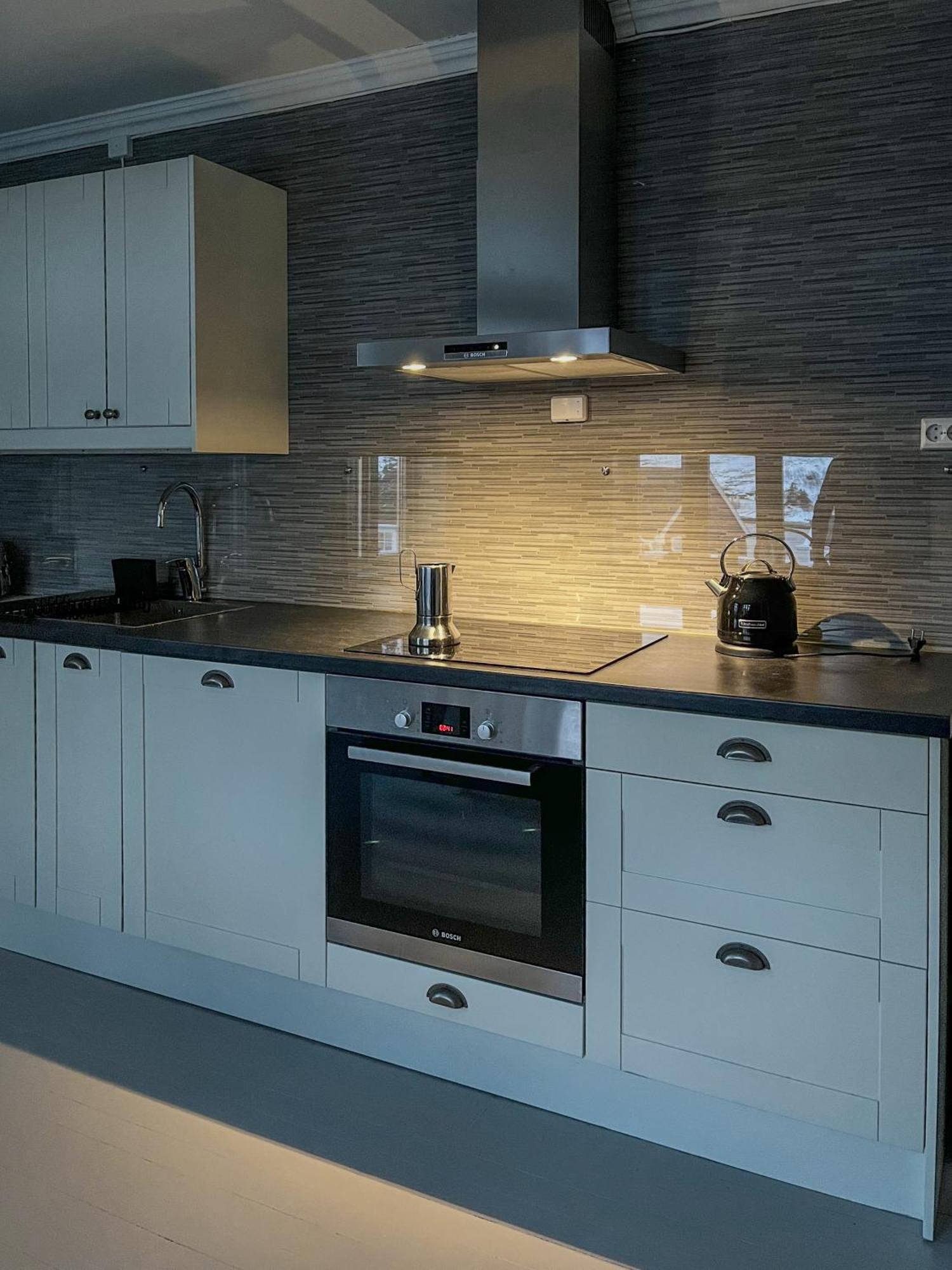 Husly Reine - Your Home With Reinebringen View Exteriör bild